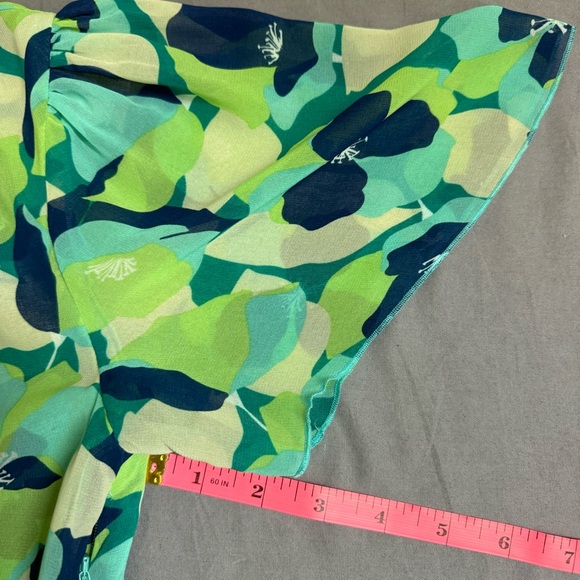 Cabi top women XS floral short sleeve lightweight trixie shirt blue & green - Picture 8 of 9